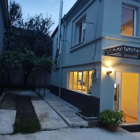 Traditional House L&a *