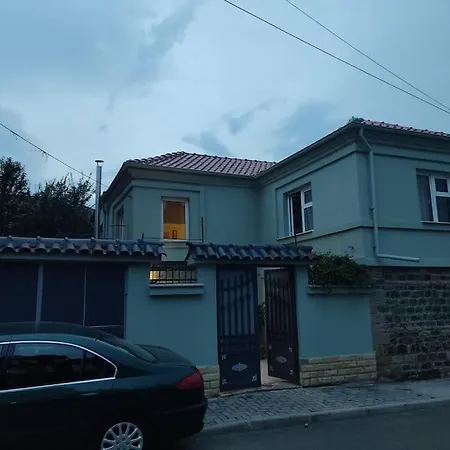 Traditional House L&a Korce
