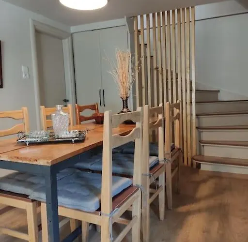 Dom wakacyjny Traditional House L&a *