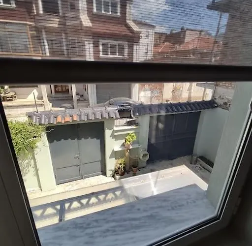 Traditional House L&a