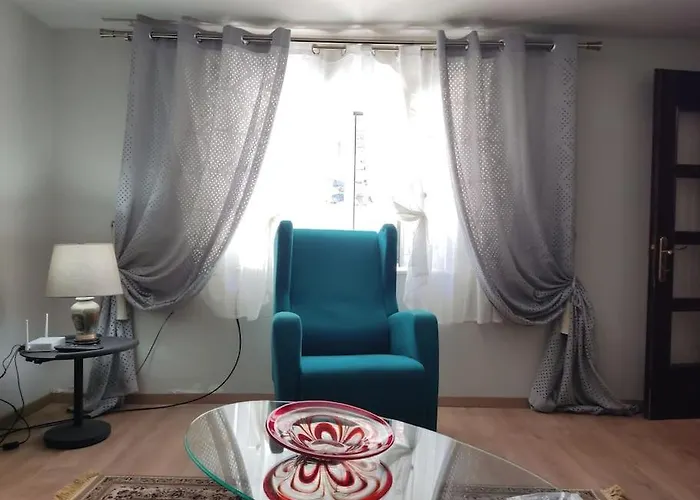 Traditional House L&a * Korcza